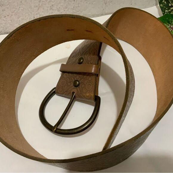 New GAP 1969 Jeans Brown Leather tooled  Wide Belt - Size M 42” Long 2.75” wide - Picture 8 of 10